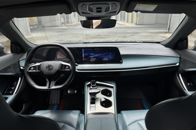 Used MG 7 2023 2.0T Automatic Hunter Luxury Edition Interior 4