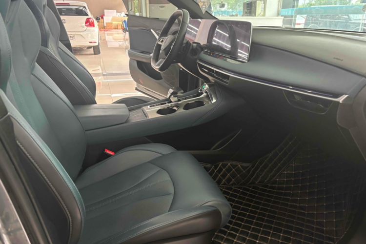 Used MG 7 2023 2.0T Automatic Hunter Luxury Edition Interior 7