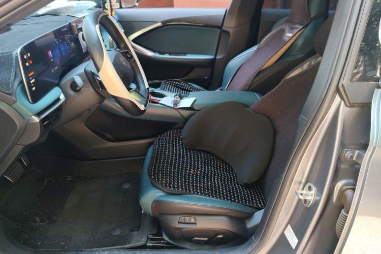 Used MG 7 2023 2.0T Automatic Trophy+ Ignition Glory Edition Left Front Seat