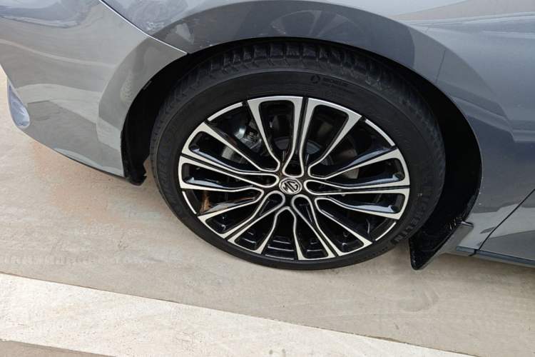 Used MG 7 2023 2.0T Automatic Hunter Luxury Edition Left Front Wheel Hub