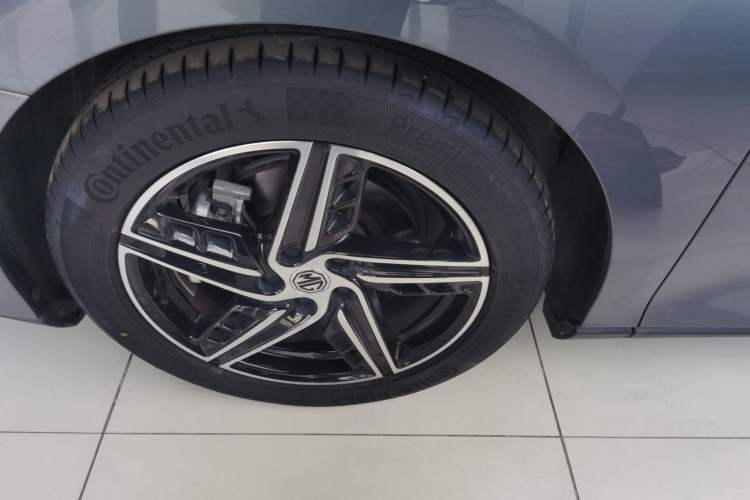 Used MG 7 2023 1.5T DCT Luxurious Supreme Edition Left Front Wheel Hub