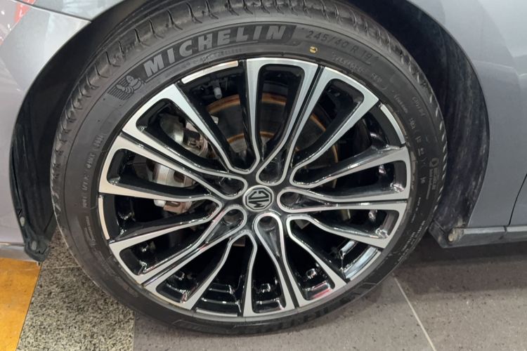 Used MG 7 2023 2.0T Automatic Hunter Luxury Edition Left Front Wheel Hub
