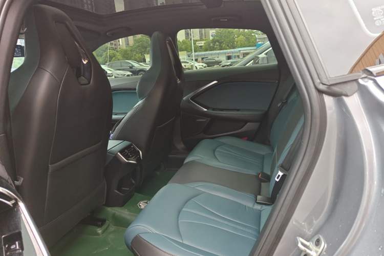 Used MG 7 2023 2.0T Automatic Hunter Luxury Edition Left Rear Seat