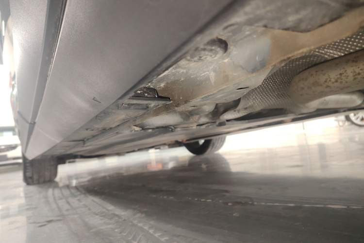 Used MG 7 2023 1.5T DCT Luxurious Supreme Edition Left Side Sill