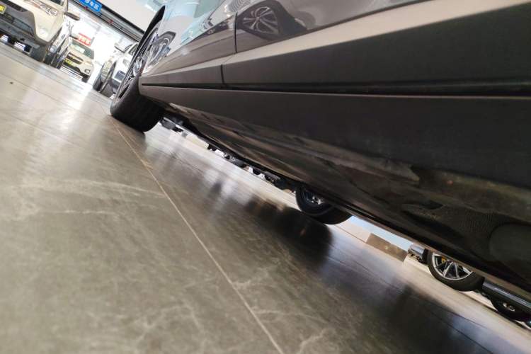 Used MG 7 2023 1.5T DCT Luxurious Supreme Edition Left Side Sill