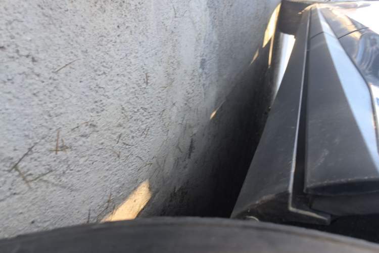 Used MG 7 2023 2.0T Automatic Hunter Luxury Edition Left Side Sill