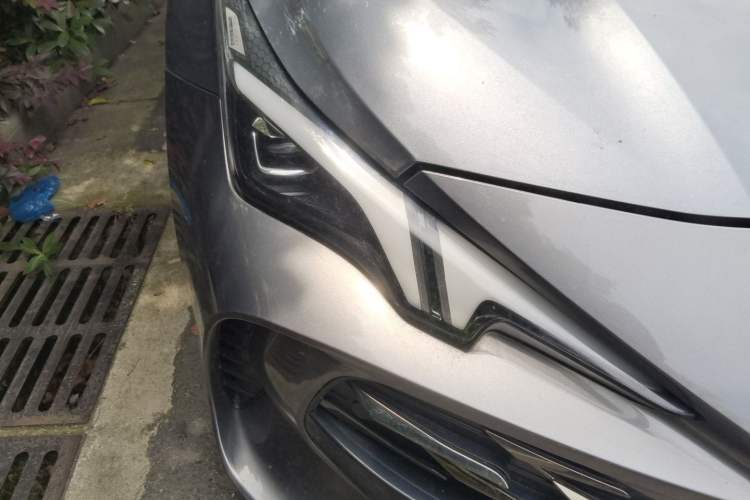 Used MG 7 2023 2.0T Automatic Hunter Luxury Edition Right Front Headlight