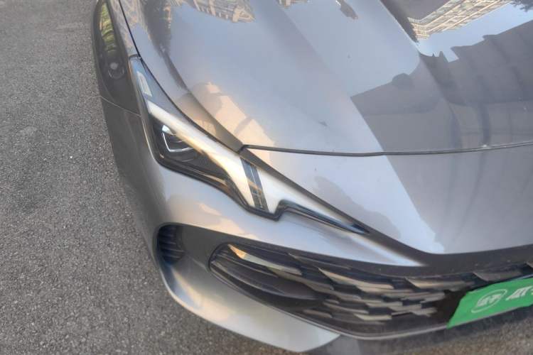Used MG 7 2023 2.0T Automatic Hunter Luxury Edition Right Front Headlight