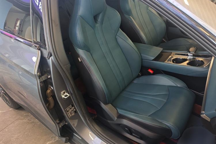 Used MG 7 2023 1.5T DCT Elegant & Graceful Edition Right Front Seat