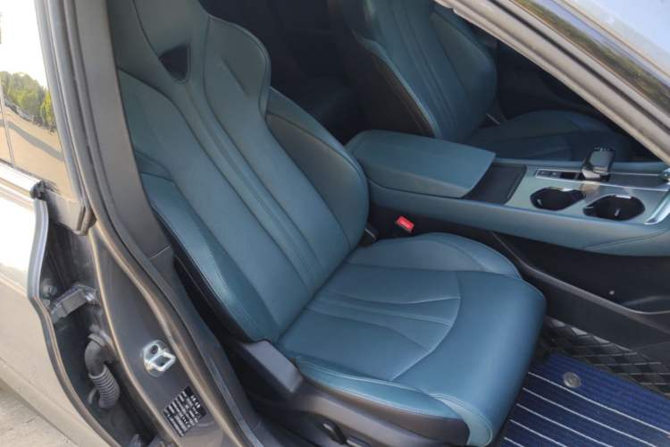 Used MG 7 2023 1.5T DCT Elegant & Graceful Edition Right Front Seat