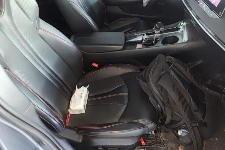 Used MG 7 2023 2.0T Automatic Trophy+ Ignition Glory Edition Right Front Seat