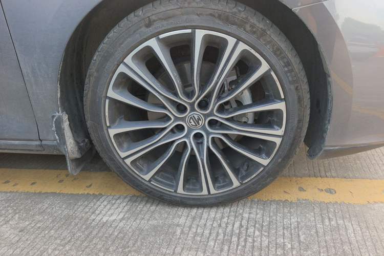 Used MG 7 2023 1.5T DCT Elegant & Graceful Edition Right Front Wheel Hub