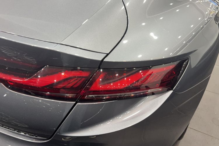 Used MG 7 2023 2.0T Automatic Hunter Luxury Edition Right Rear Taillight