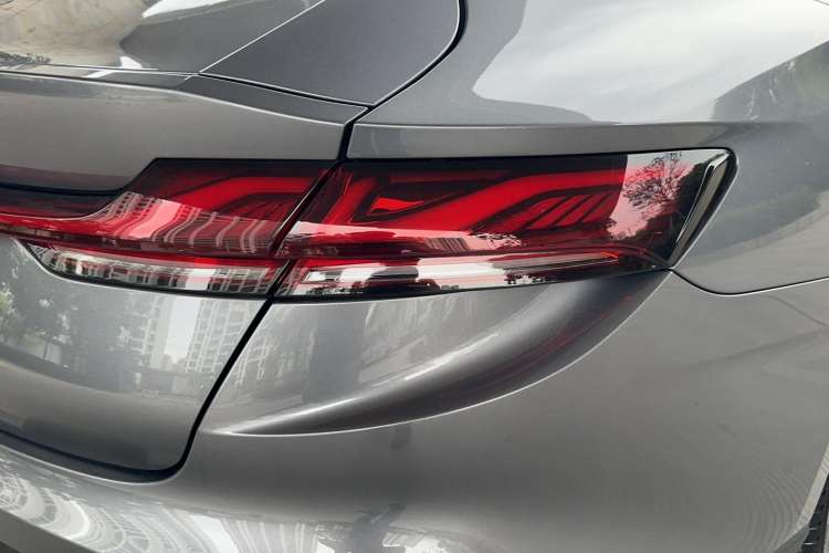 Used MG 7 2023 2.0T Automatic Trophy+ Ignition Glory Edition Right Rear Taillight