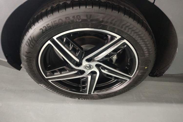 Used MG 7 2023 1.5T DCT Luxurious Supreme Edition Right Rear Wheel Hub