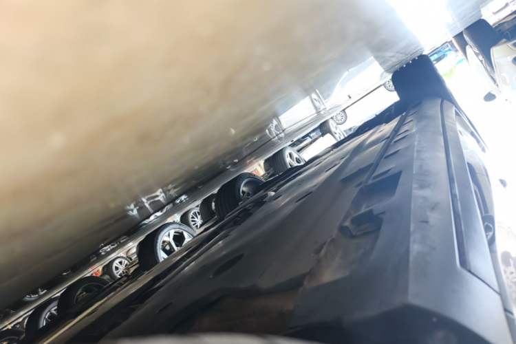 Used MG 7 2023 2.0T Automatic Trophy+ Ignition Glory Edition Right Side Sill