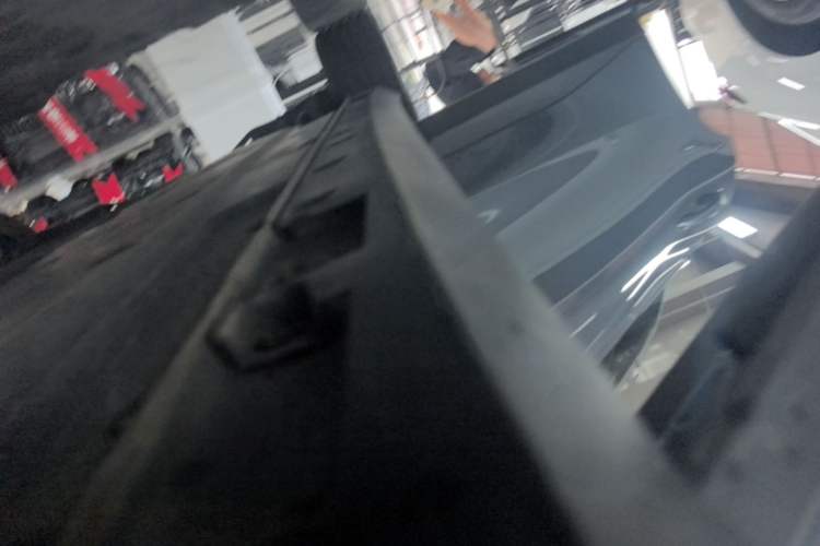 Used MG 7 2023 1.5T DCT Supreme Comfort Edition Right Side Sill