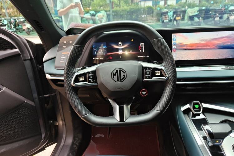 Used MG 7 2023 2.0T Automatic Hunter Luxury Edition Steering Wheel