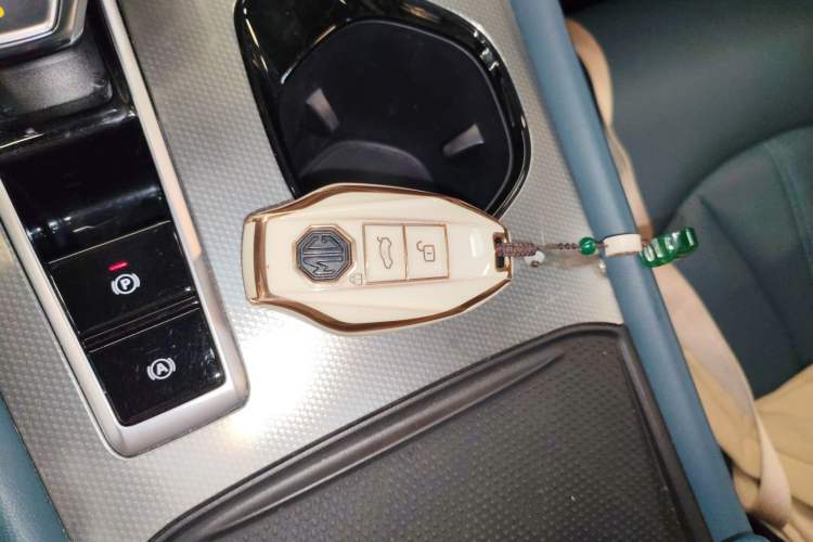 Used MG 7 2023 1.5T DCT Luxurious Supreme Edition Vehicle Key