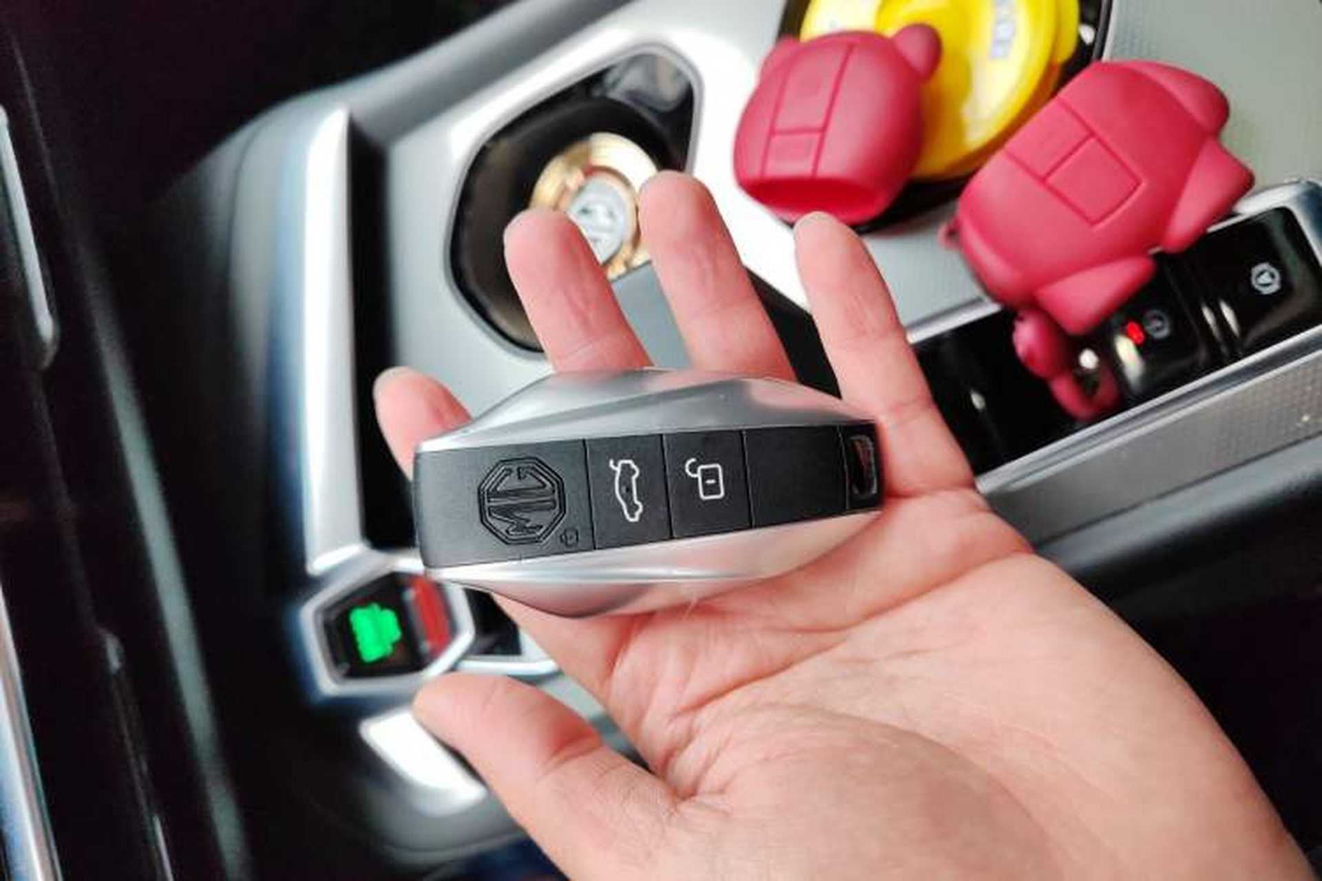 Used MG 7 2023 2.0T Automatic Hunter Luxury Edition Vehicle Key