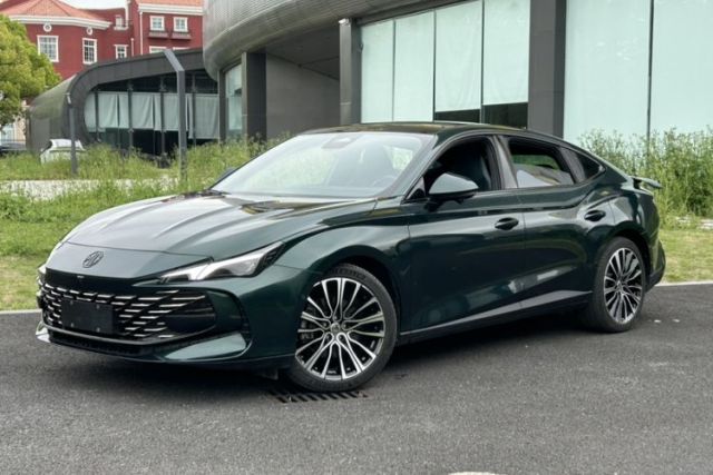 Used MG 7 2023 2.0T Automatic Hunter Luxury Edition