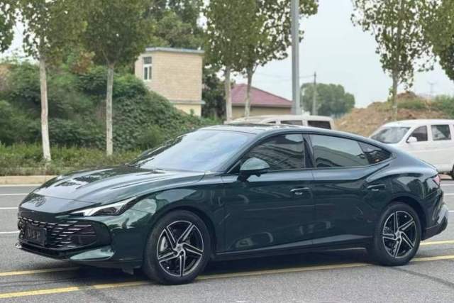 Used MG 7 2023 1.5T DCT Luxurious Supreme Edition