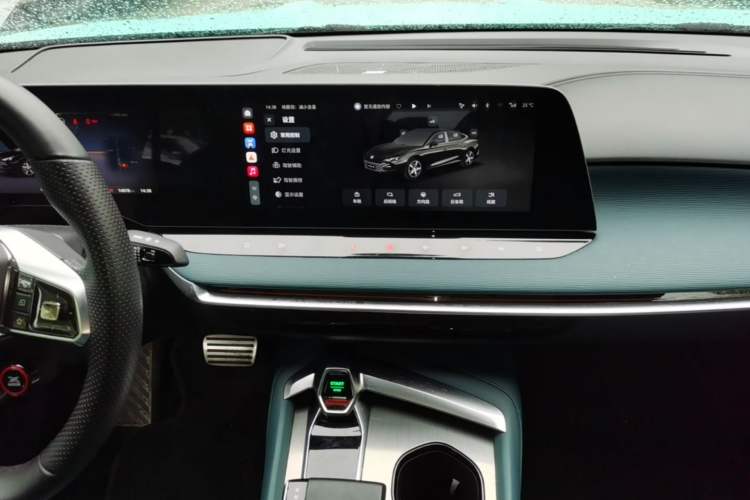 Used MG 7 2023 2.0T Automatic Trophy+ Ignition Glory Edition Audio And AC Panel
