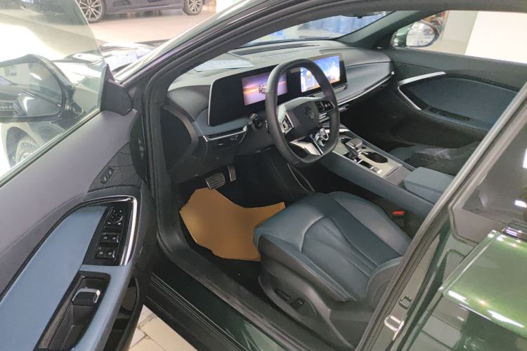 Used MG 7 2023 2.0T Automatic Hunter Luxury Edition Driver Seat