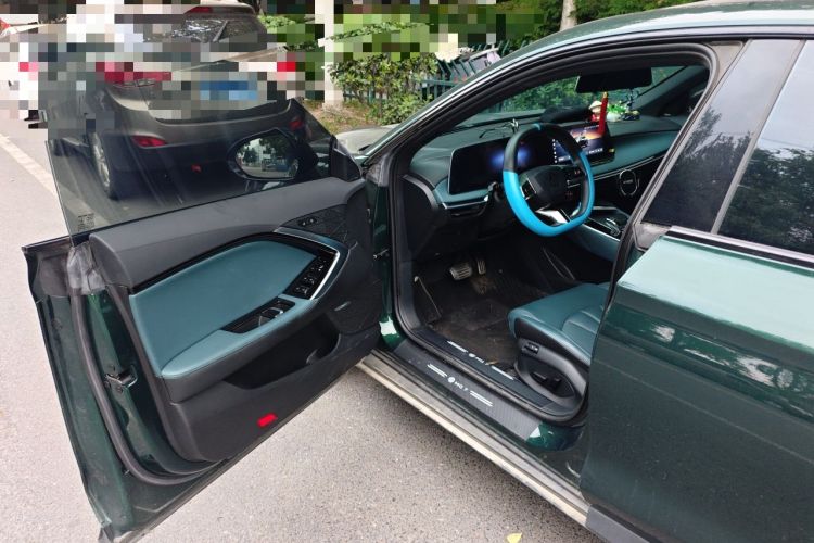 Used MG 7 2023 2.0T Automatic Trophy+ Ignition Glory Edition Driver Seat