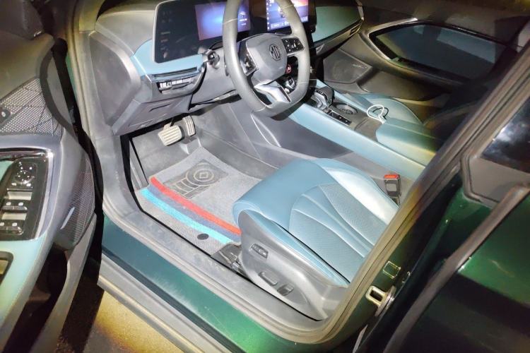 Used MG 7 2023 2.0T Automatic Trophy+ Ignition Glory Edition Driver Seat