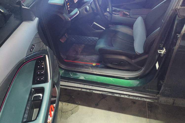 Used MG 7 2023 2.0T Automatic Hunter Luxury Edition Driver Seat