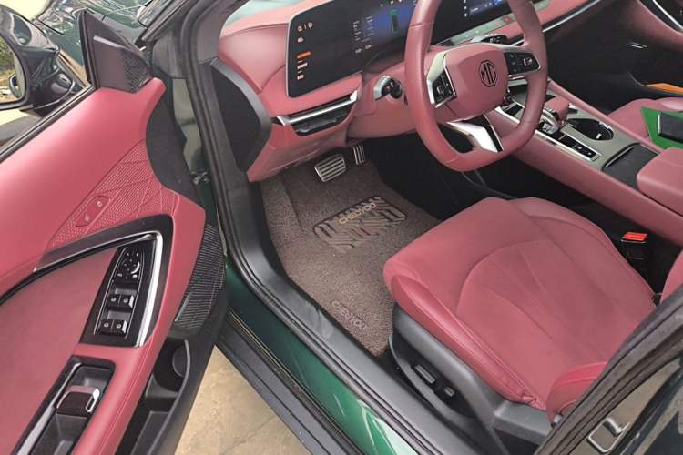 Used MG 7 2023 2.0T Automatic Hunter Luxury Edition Driver Seat