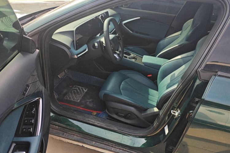 Used MG 7 2023 1.5T DCT Elegant & Graceful Edition Driver Seat