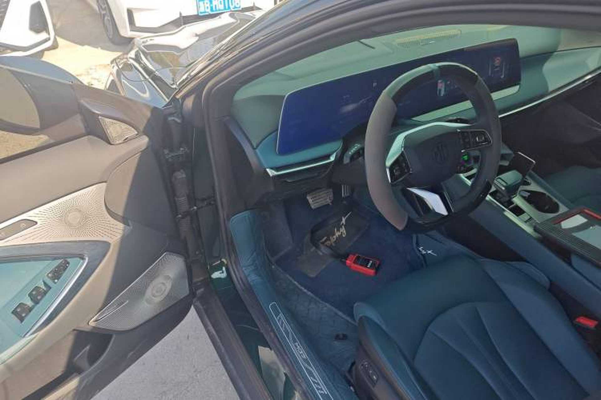 Used MG 7 2023 2.0T Automatic Trophy+ Ignition Glory Edition Driver Seat