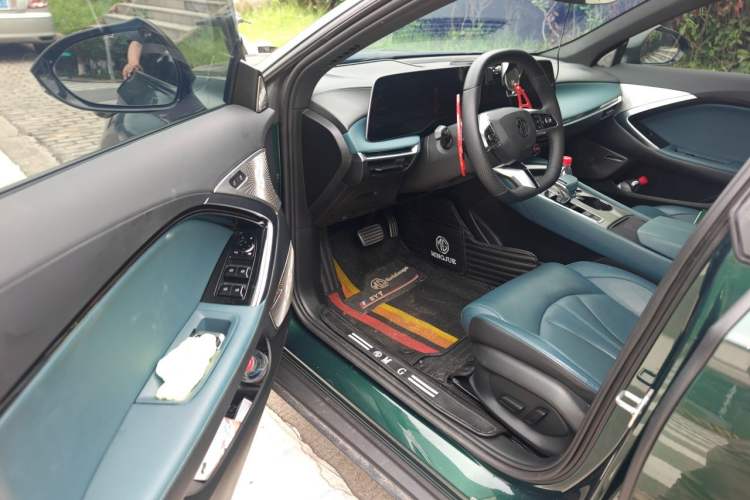 Used MG 7 2023 2.0T Automatic Hunter Luxury Edition Driver Seat