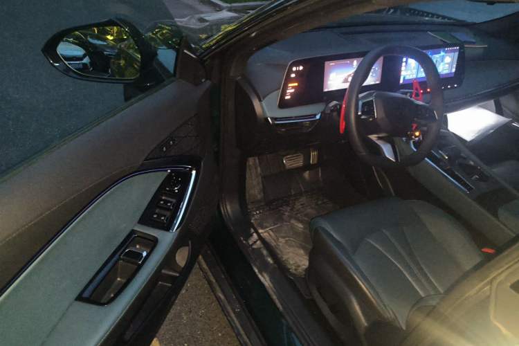 Used MG 7 2023 2.0T Automatic Hunter Luxury Edition Driver Seat