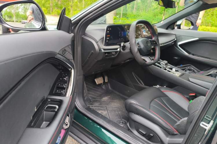Used MG 7 2023 2.0T Automatic Hunter Luxury Edition Driver Seat
