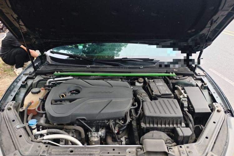 Used MG 7 2023 2.0T Automatic Trophy+ Ignition Glory Edition Engine Bay