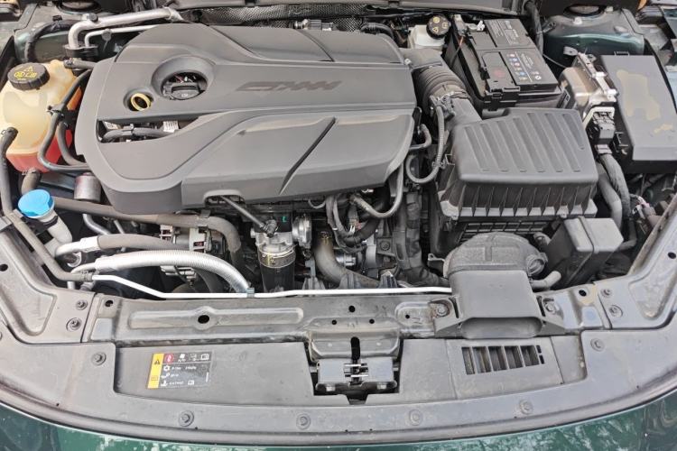 Used MG 7 2023 2.0T Automatic Hunter Luxury Edition Engine Bay