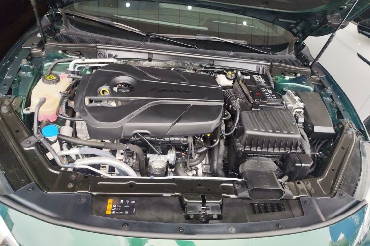 Used MG 7 2023 2.0T Automatic Hunter Luxury Edition Engine Bay