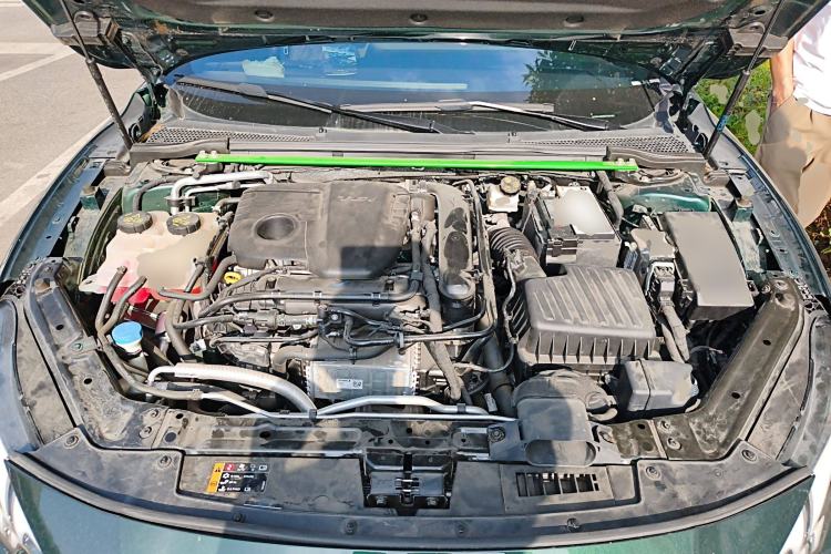 Used MG 7 2023 1.5T DCT Luxurious Supreme Edition Engine Bay