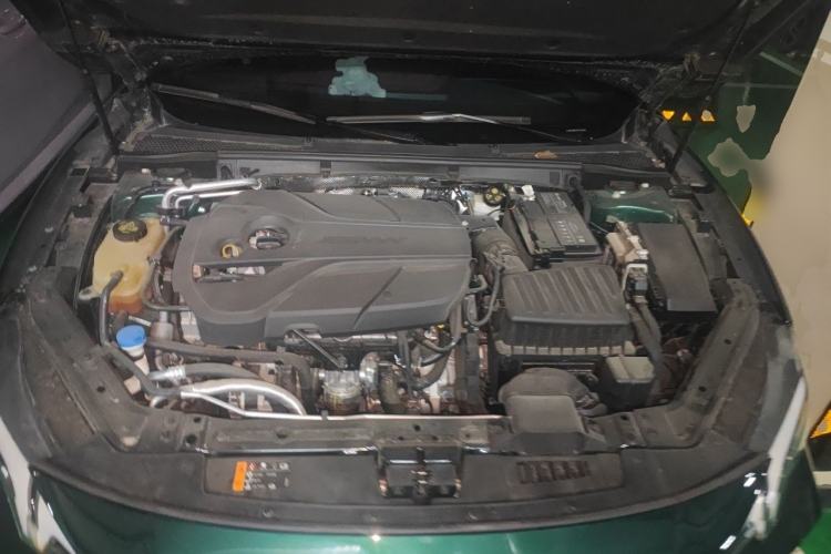 Used MG 7 2023 2.0T Automatic Hunter Luxury Edition Engine Bay