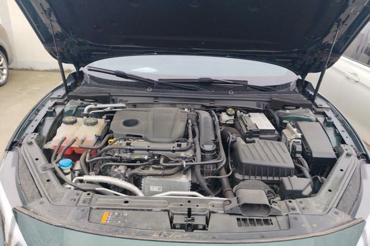 Used MG 7 2023 1.5T DCT Luxurious Supreme Edition Engine Bay