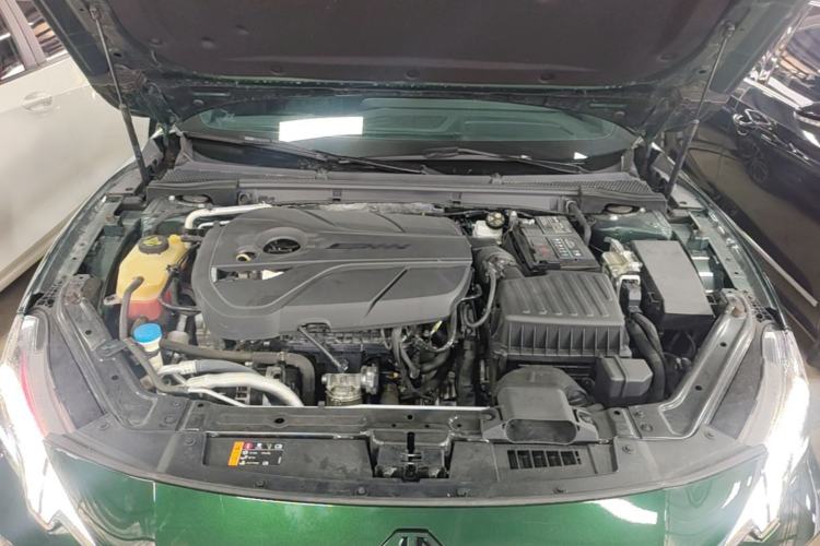 Used MG 7 2023 2.0T Automatic Hunter Luxury Edition Engine Bay
