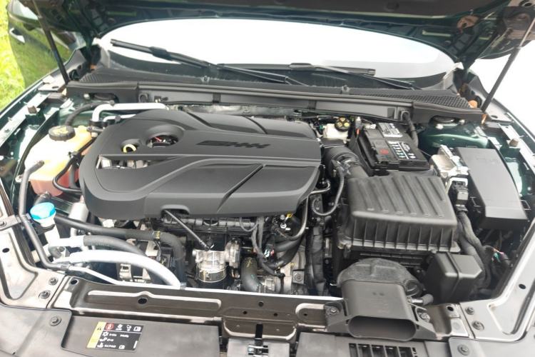 Used MG 7 2023 2.0T Automatic Hunter Luxury Edition Engine Bay