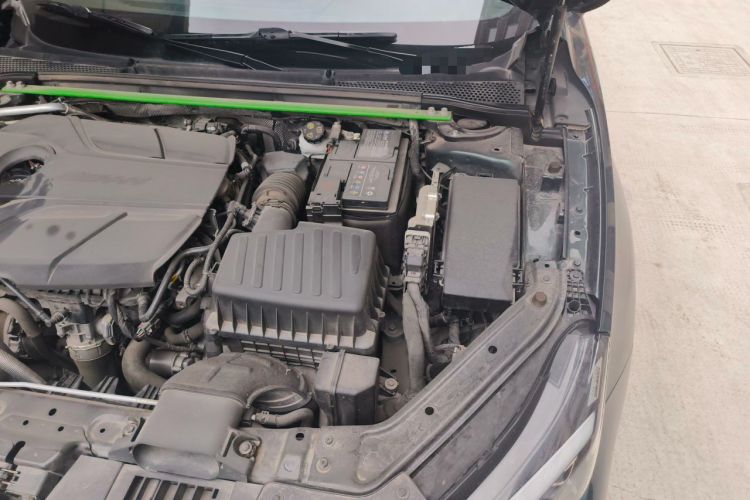 Used MG 7 2023 2.0T Automatic Trophy+ Ignition Glory Edition Engine Bay Left