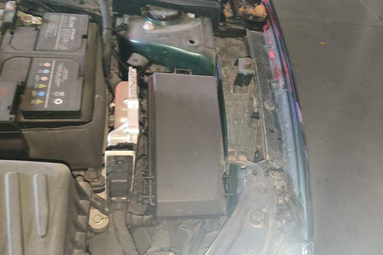 Used MG 7 2023 2.0T Automatic Hunter Luxury Edition Engine Bay Left