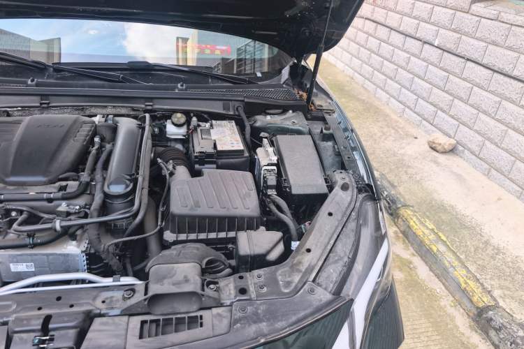 Used MG 7 2023 1.5T DCT Luxurious Supreme Edition Engine Bay Left