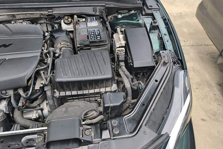 Used MG 7 2023 2.0T Automatic Hunter Luxury Edition Engine Bay Left