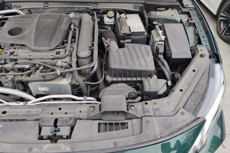 Used MG 7 2023 1.5T DCT Luxurious Supreme Edition Engine Bay Left